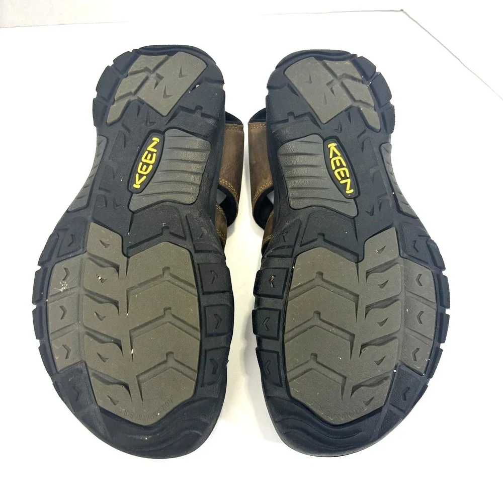 KEEN Newport Waterproof Leather Hiking Sandals Mens 9 Brown Closed Trail Shoes